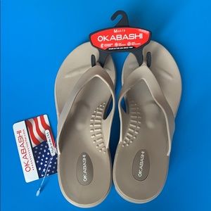 Okabashi medium sandals